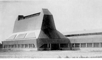 IED – Esercitazione 10 B - Design – Un  cappellificio a forma di&hellip;cappello, ed una torre che &egrave;&hellip; quel che sembra!