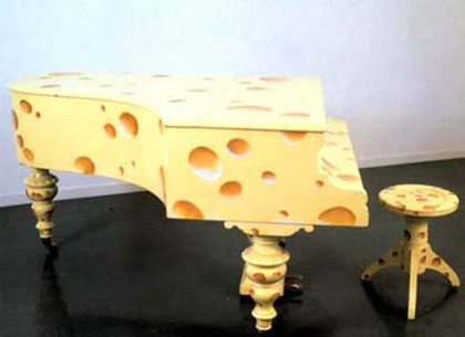 Food-Design – Esercitazione 2 – Un monumento a Topolinia di Rrose S&egrave;lavy.