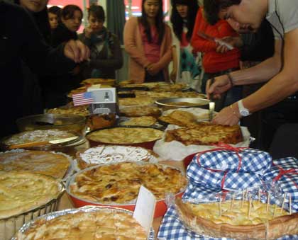 Una torta di mele sulla strada. (An apple pie on the Route Sixtisix)